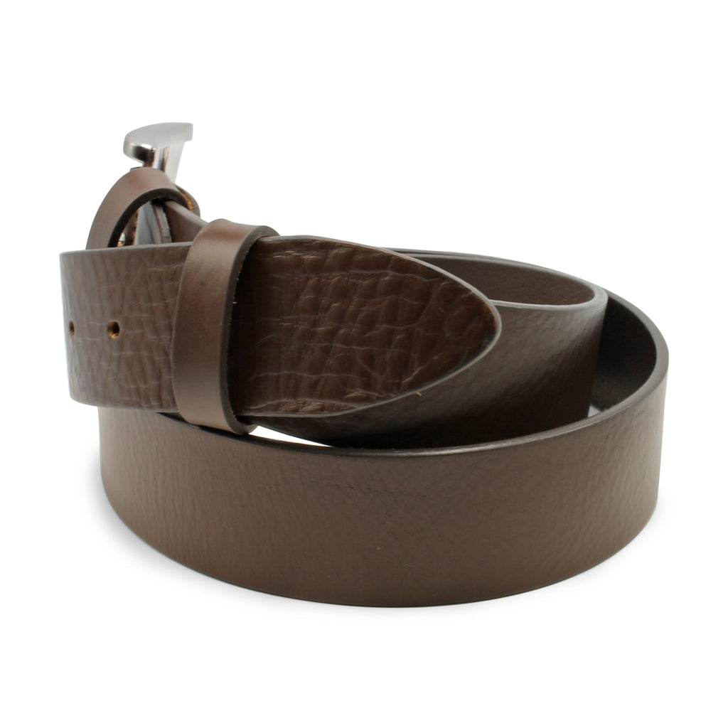 Brown leather belt with a silver buckle on a white background. Huxley Tanner Belt available at Sakks Menswear in Southampton.